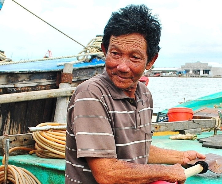 Ông Nguyễn Văn Tốt (Năm thợ lặn) cả đời theo nghiệp thợ lặn.