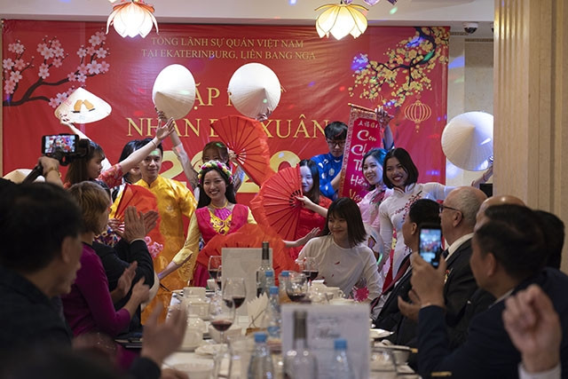 Cộng đồng người Việt tại TP Ekaterinburg (LB Nga) đón Tết cổ truyền