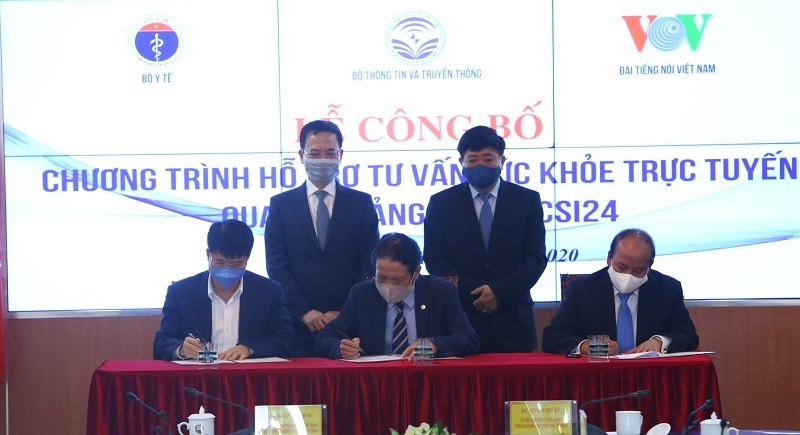 Lễ ký kết biên bản hợp tác về gói hỗ trợ tư vấn khám chữa bệnh miễn phí giữa Bộ Y tế, Bộ Thông tin và Truyền thông, Đài Tiếng nói Việt Nam.