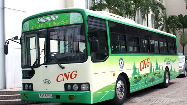 Xe buýt chạy bằng CNG do Samco sản xuất.