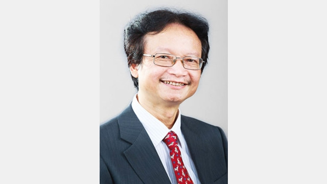 Người bắc nhịp cầu ngôn ngữ