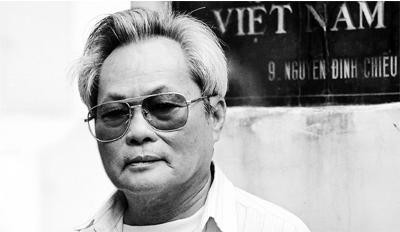 “Chơi để viết, viết để mà chơi...”