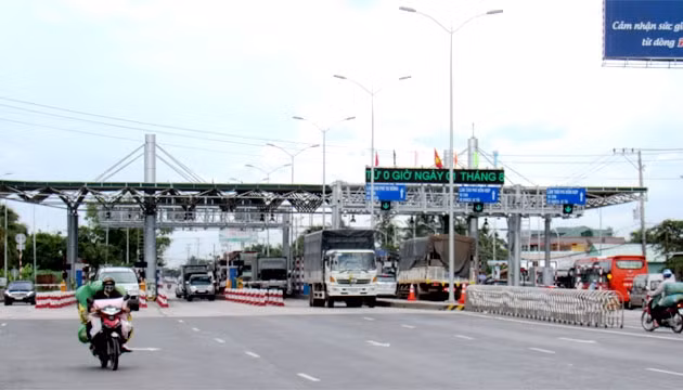 Các phương tiện qua Trạm thu phí Cai Lậy sẽ được giảm giá.