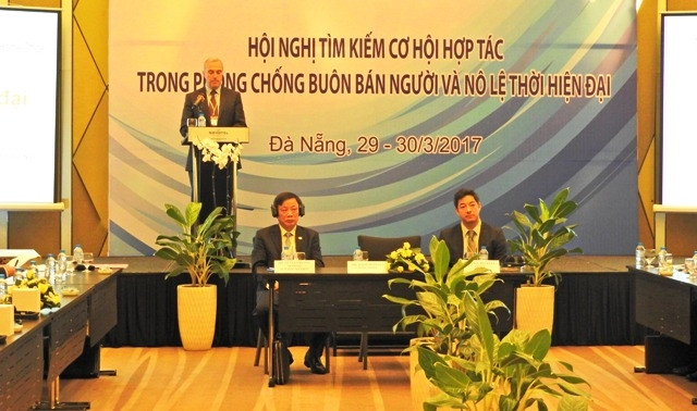 Hội nghị Phòng chống nạn buôn bán người và nô lệ thời hiện đại.