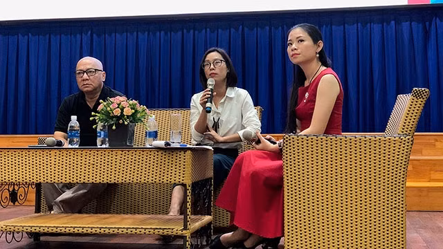 Luôn phải cố gắng hoàn thiện bản thân là lời khuyên của các chuyên gia đưa ra cho nhiều bạn trẻ.