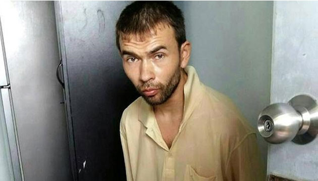 Nghi phạm bị cảnh sát Thái-lan bắt giữ chiều 29-8.