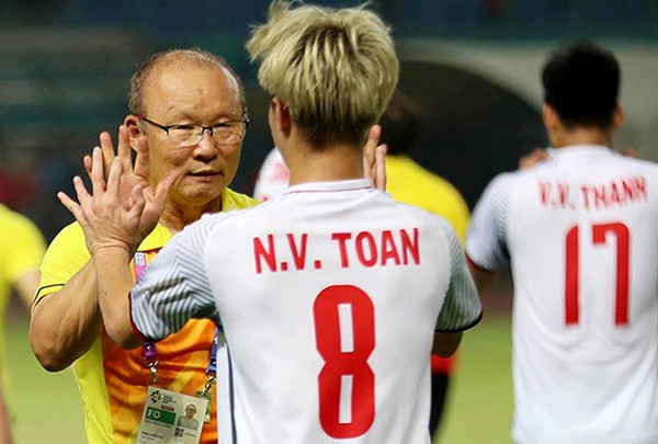 Những quyết định thay đổi nhân sự trong trận đấu của HLV Park thường rất tinh tường và chính xác.