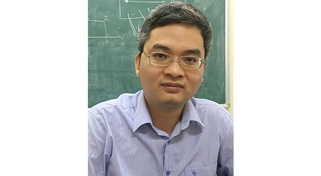 Niềm đam mê Toán học của giáo sư trẻ tuổi