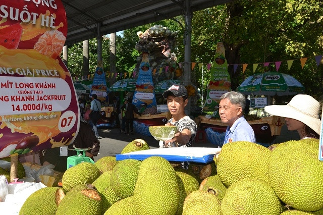 Lễ hội giới thiệu nhiều loại trái cây ngon vùng đất Nam bộ.