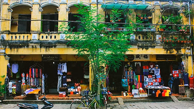 Trục đường Phan Bội Châu, nơi có nhiều ngôi nhà mang phong cách kiến trúc Pháp.