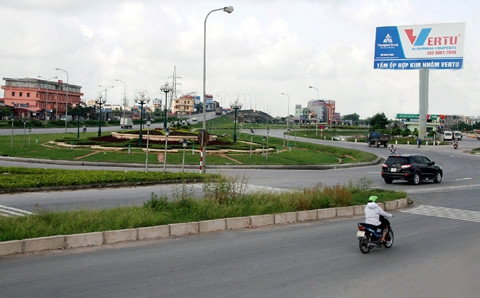 TP Nam Ðịnh trên đường đổi mới.