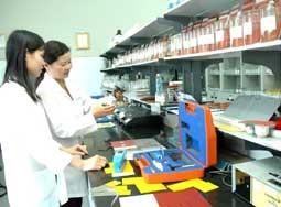 Phòng thử nghiệm sản phẩm của<br> công ty cổ phần sơn Hải Phòng<br> đạt tiêu chuẩn quốc tế ISO/IEC/17025.