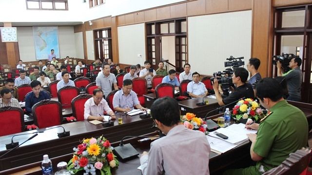 Toàn cảnh buổi họp báo.