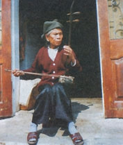 Cụ Hà Thị Cầu - nghệ nhân
hát xẩm cuối cùng.