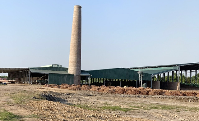 Nhà máy sản xuất gạch tuy-nen Minh Du đã xây dựng đầy đủ các hạng mục.