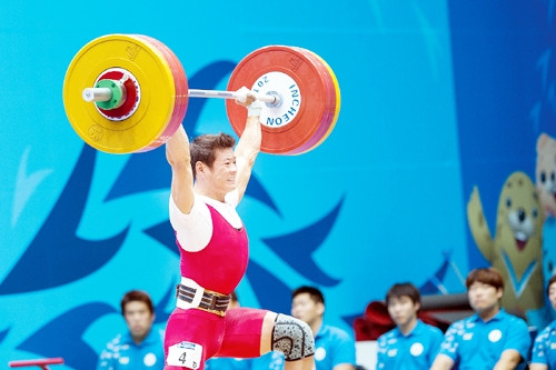 Cử tạ Việt Nam đã hoàn thành chỉ tiêu giành ba vé tới Olympic 2016. Ảnh | tdtt.gov