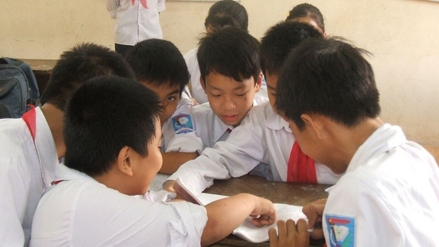 Phụ huynh cần nắm bắt trình độ của con em mình để có những định hướng đúng đắn.