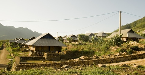 Một góc bản tái định cư ở xã Mường Kim (Lai Châu).