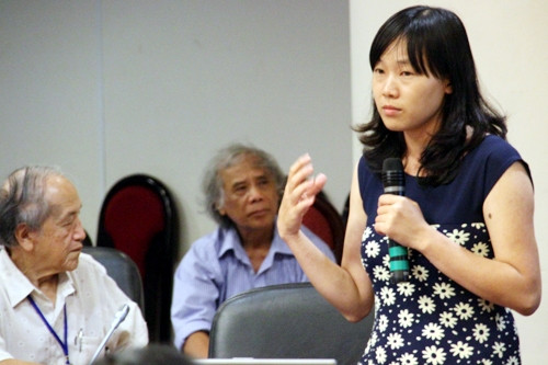 Thạc sĩ Lư Thị Thanh Lê trình bày đề xuất xây dựng công viên giải trí theo chủ đề “Truyện Kiều”. Ảnh: HỮU VIỆT