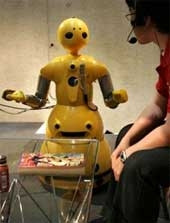 Nhật Bản chế tạo người máy có khả năng giao tiếp