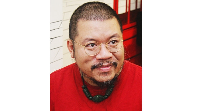 Viết tiểu thuyết lịch sử thì không... được đói!