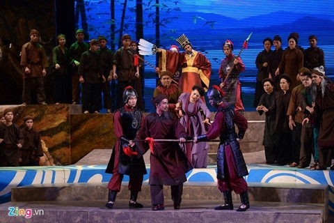 Cảnh trong vở Mai Hắc Ðế của Nhà hát cải lương Việt Nam.