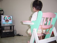 Trẻ chậm nói do xem truyền hình quá nhiều