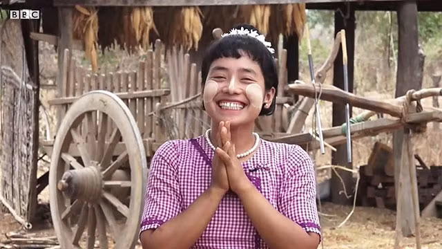 Pyone Yi với mái tóc xinh xắn của mình. Ảnh chụp màn hình