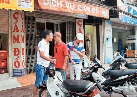 Thực hiện giao dịch ở hiệu cầm đồ chủ yếu là dựa trên uy tín, lòng tin. (Ảnh chỉ mang tính chất minh họa)