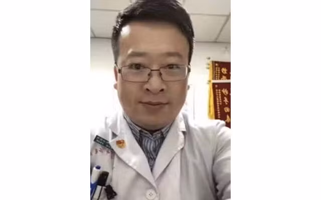 Bác sĩ Lý Văn Lượng. (Ảnh: Bệnh viện trung tâm Vũ Hán)