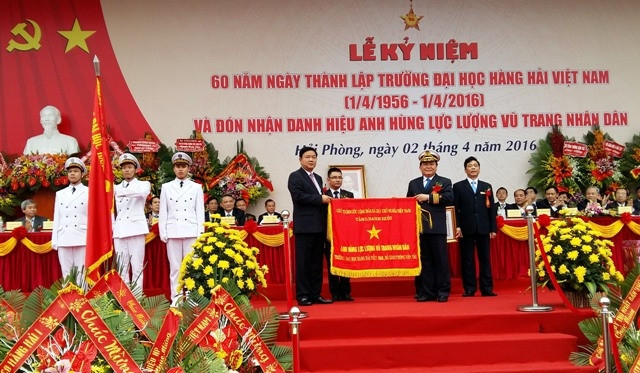 Trường ĐH Hàng hải Việt Nam đón nhận danh hiệu Anh hùng LLVTND
