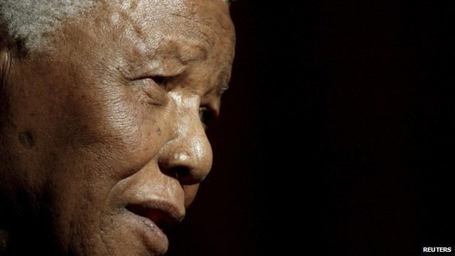 Cựu Tổng thống Nam Phi Nelson Mandela từ trần