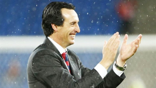 U. Emery, HLV đội bóng số 1 nước Pháp PSG. 