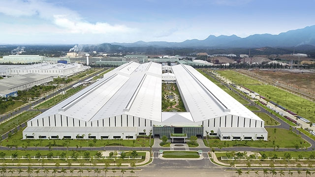 Dòng tiền đầu tư đang hướng vào bất động sản khu công nghiệp. Ảnh: SONG ANH