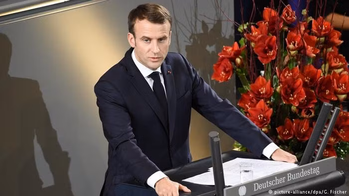 Tổng thống Pháp phát biểu ý kiến tại Quốc hội Liên bang Đức. (Ảnh: DPA)