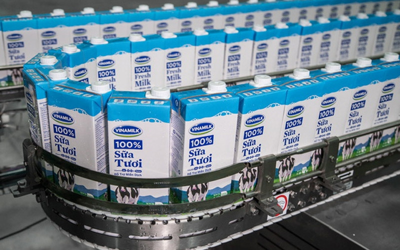 Dây chuyền sản xuất trong nhà máy của Vinamilk.