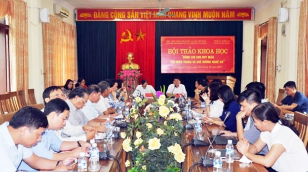 Quang cảnh hội thảo sáng 2-10.
