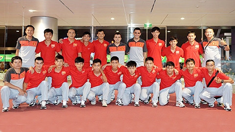 Các thành viên ĐT Futsal Việt Nam trước khi lên đường. (ảnh: Liên đoàn Bóng đá Việt Nam)