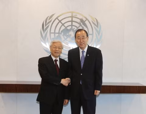 Tổng Thư ký Liên hợp quốc Ban Ki Mun đón Tổng Bí thư Nguyễn Phú Trọng. ẢNH: TRÍ DŨNG (TTXVN)