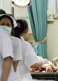 Người bị thương được chăm sóc tại bệnh viện Rajchavithee.