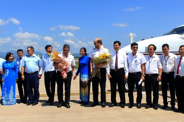 Chuyến bay đầu tiên hạ cánh tại Cảng hàng không quốc tế Vân Đồn