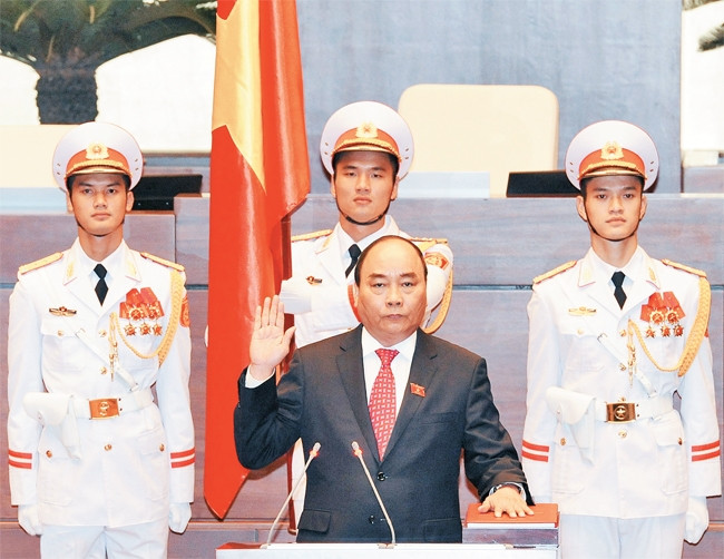 Thủ tướng Nguyễn Xuân Phúc tuyên thệ nhậm chức ngày 26-7-2016.