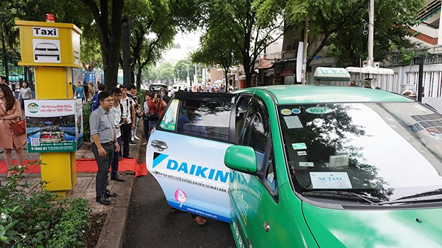 Cần kiểm soát các loại hình taxi tại TP Hồ Chí Minh.