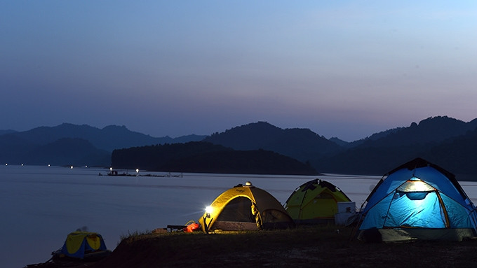 Bồng bềnh Cấm Sơn