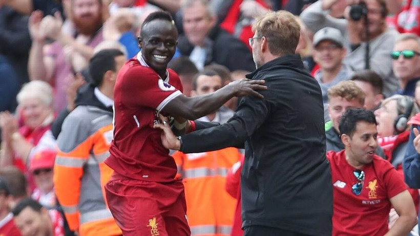Chú thích : Mane (trái) ghi bàn thắng duy nhất cho Liverpool.