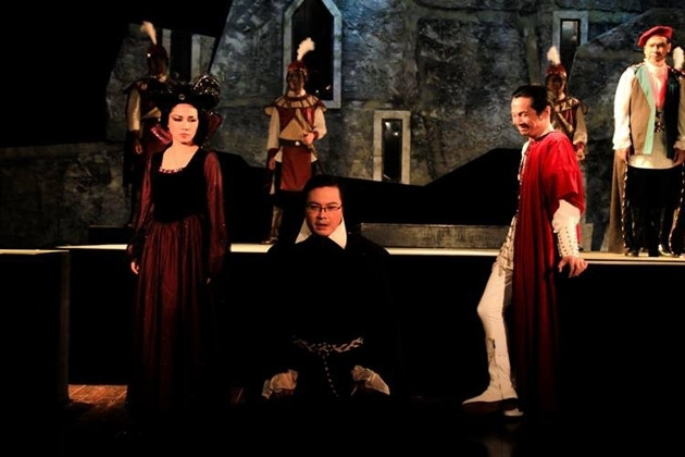 "Hamlet" vở diễn của Nhà hát kịch Việt Nam tham gia Liên hoan năm 2016.