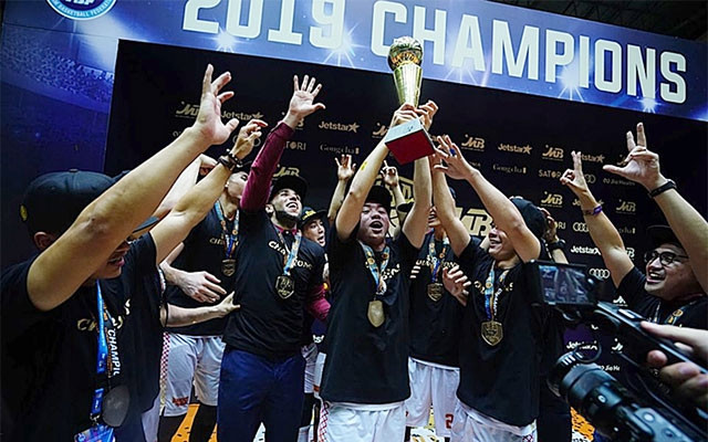 Sau ba tháng thi đấu, Saigon Heat đã giành chức vô địch Giải bóng rổ chuyên nghiệp Việt Nam (VBA 2019) một cách đầy thuyết phục. Ảnh: VBA