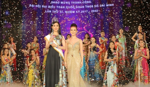 Phạm Thị Thu Hà đăng quang Hoa khôi Sinh viên Việt Nam 2017