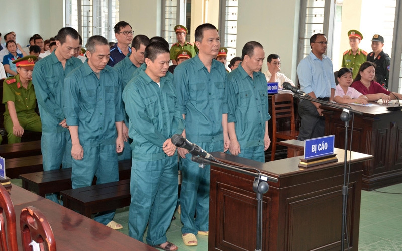 Các bị cáo tại phiên tòa