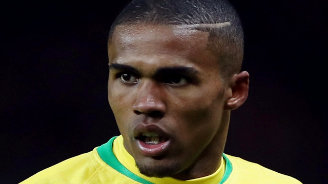 Douglas Costa đã bình phục chấn thương